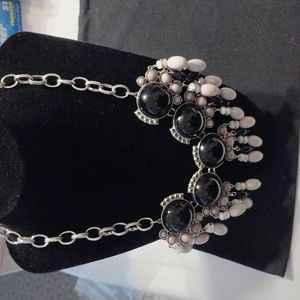 Signed NY Silver Tone Black/Gray/White Lucite Bib Statement Necklace 20"